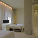 Touring Hotel