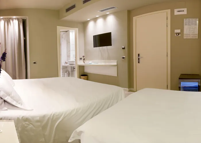 Touring 3* فيرّارا