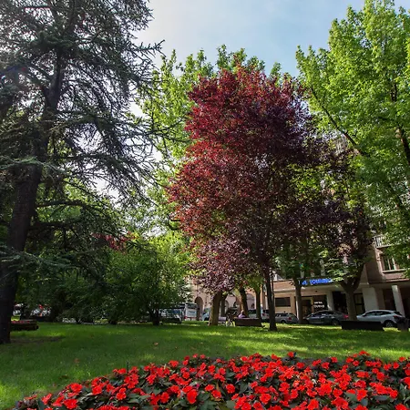 Отель Touring 3*