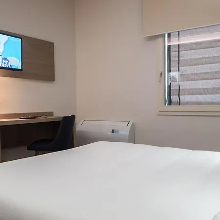 Touring Hotel 3*