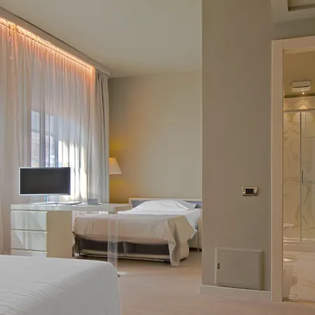 Touring Hotel