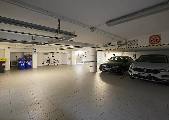 Touring Szálloda Ferrara